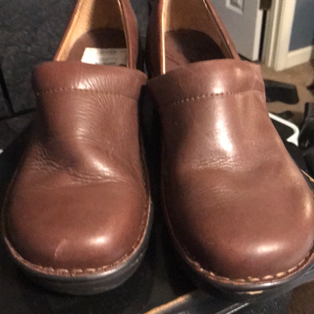 Ladies born shoes